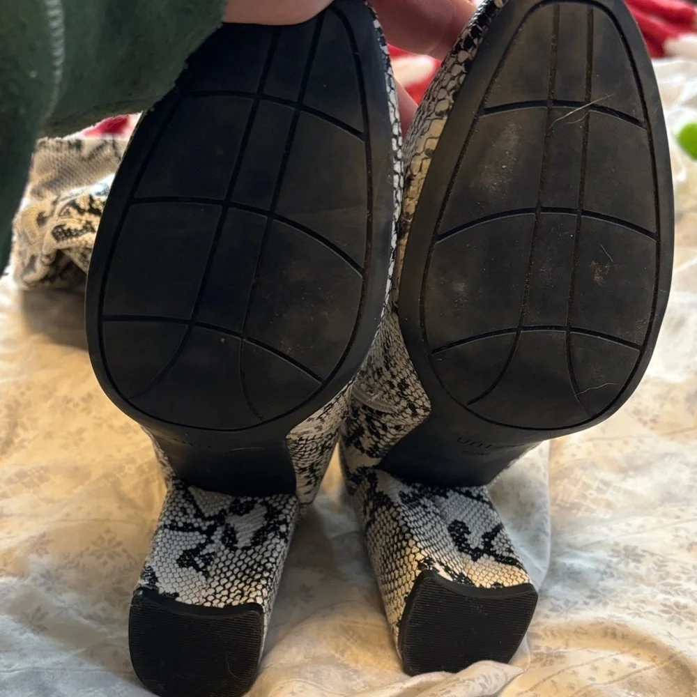Unisa Snakeskin Pattern Over-the-Knee Boots